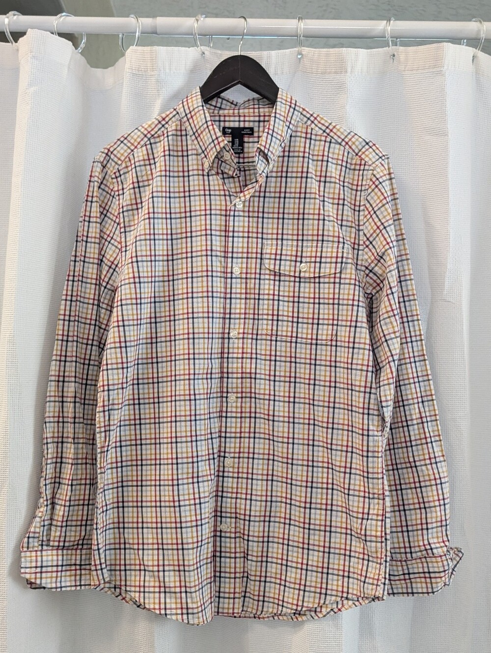 Gap Slim Fit Plaid Button Down Lightweight Men's Shirt